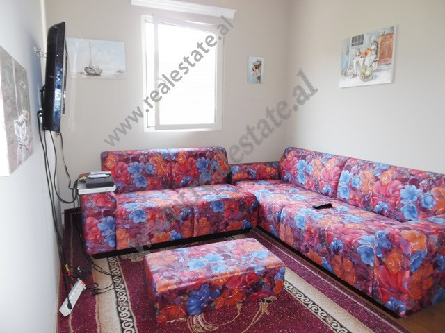 Apartament 1+1 me qera prane Kopshtit Zoologjik ne Tirane (TRR-717-43L)